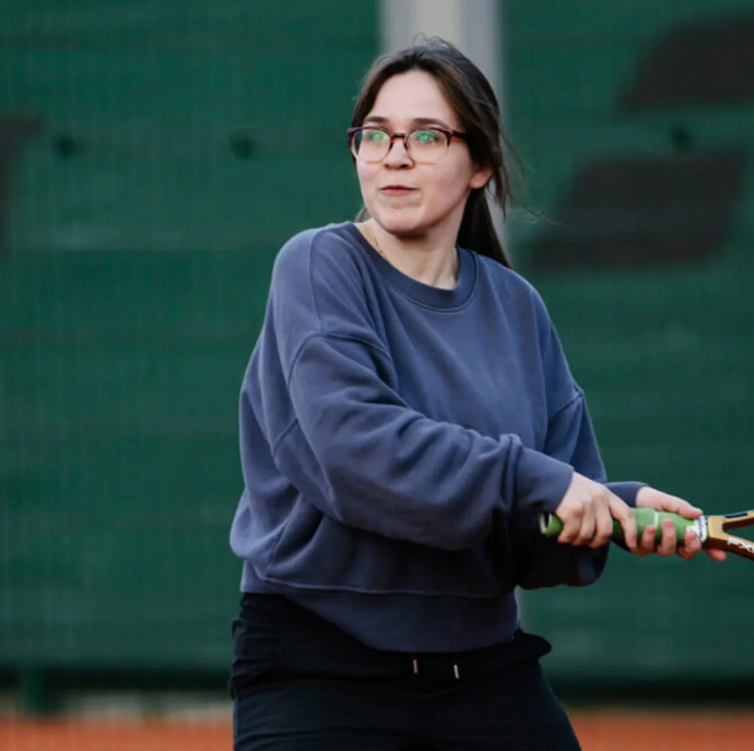 Игра в теннис в Москве