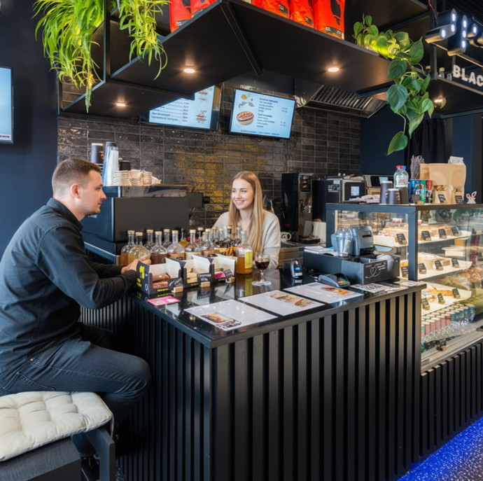 Свидание в темноте в музее Сенсориум в Москве