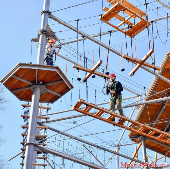 Веревочный парк на ВДНХ в Москве