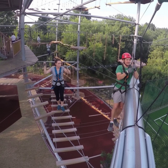 Веревочный парк на ВДНХ в Москве