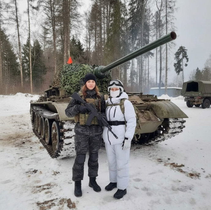 Катание на танке Т-34 Мать Родина в Москве