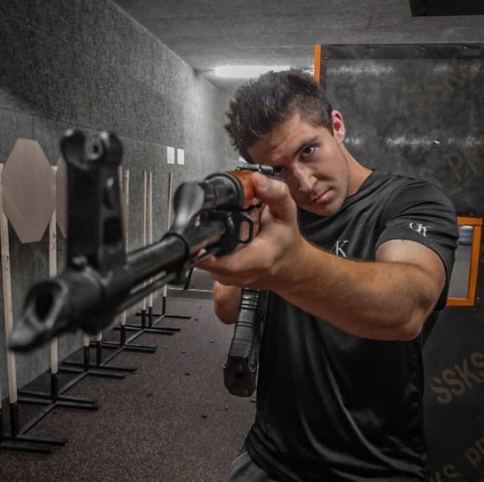 Курс по стрельбе АК Эволюция из автоматов АК-12 и АКМ в Москве