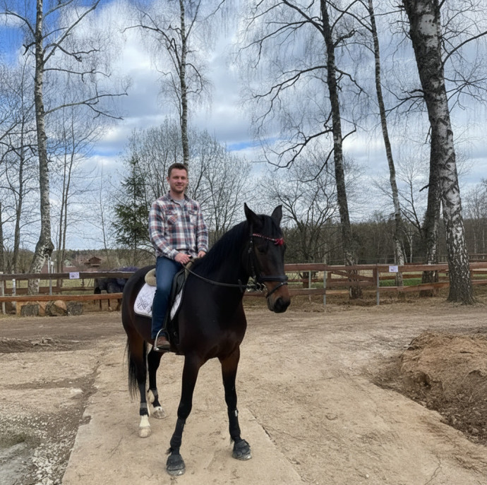 Индивидуальная конная прогулка в Москве