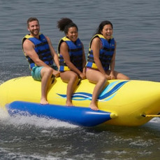 Катание на банане в Москве