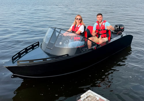 Аренда катера без капитана в Москве