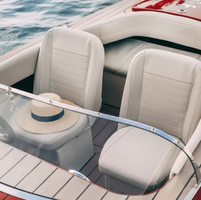 Прогулка за штурвалом катера по Москве-реке в Москве