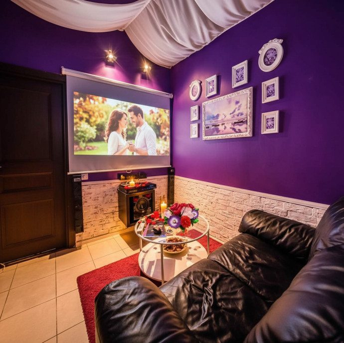 Свидание в частном кинотеатре в Москве