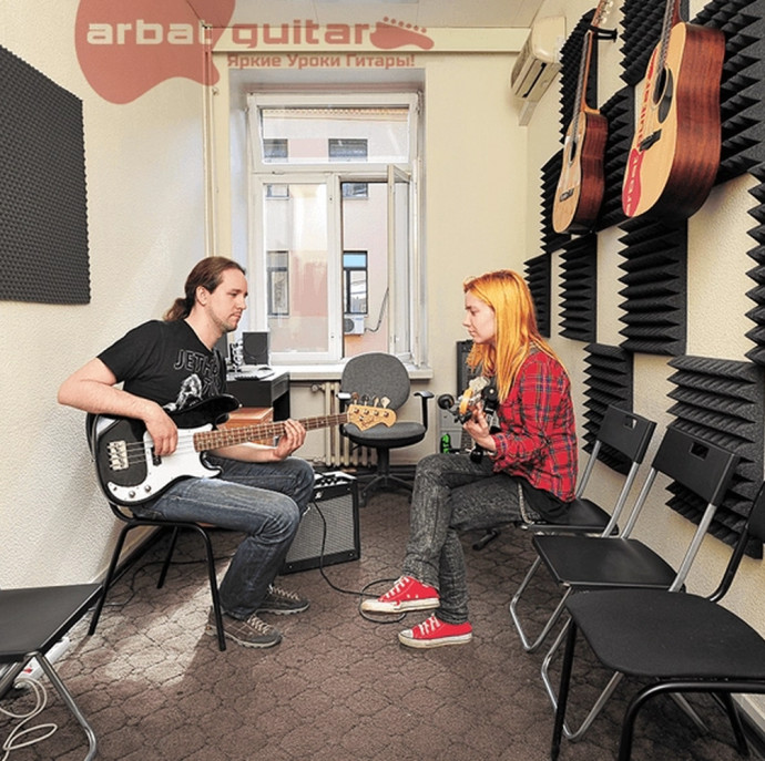 Уроки игры на музыкальных инструментах в Москве