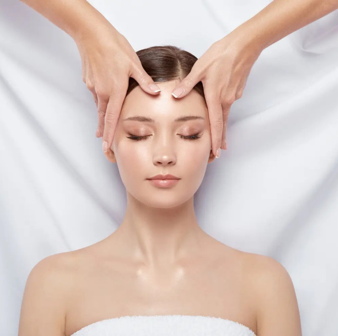 Массаж лица классический в Москве