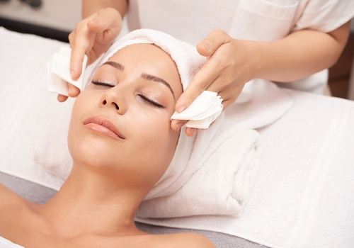 Скульптурный массаж лица в Москве