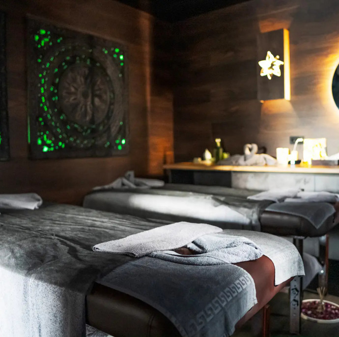 Массаж горячими камнями в Москве