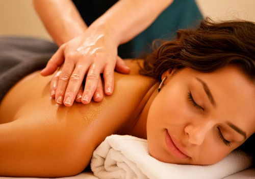 Арома-массаж с кремом или маслом в Москве