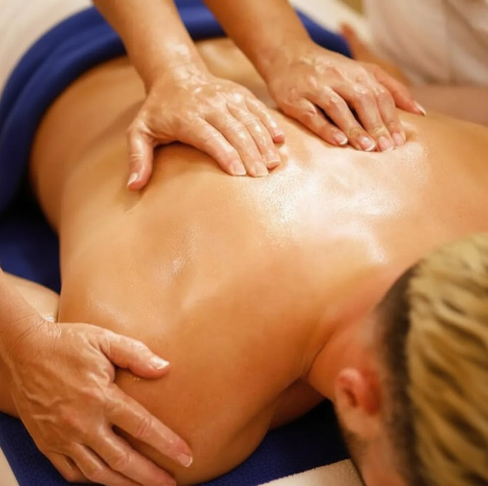 Тайский арома-oil массаж в 4 руки в Москве