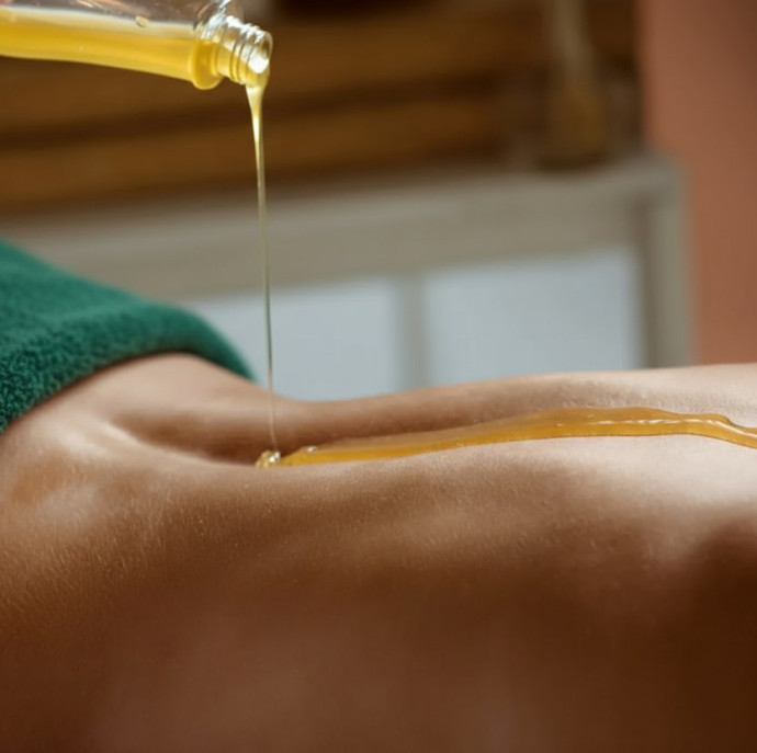 Тайский арома-oil массаж в 4 руки в Москве