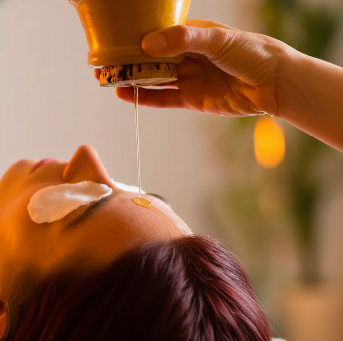 Массаж Мукхабхьянга в Москве