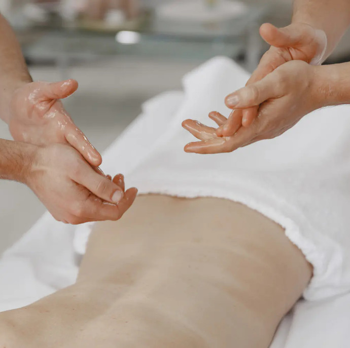 Массаж в четыре руки Наслаждение по-тайски в Москве