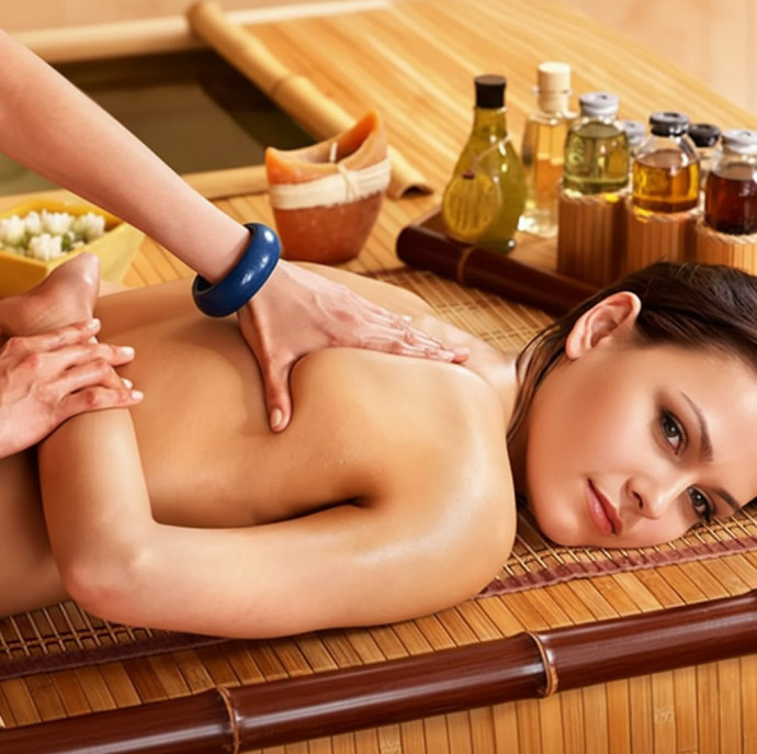 Фирменный тайский массаж Crown thai в Москве