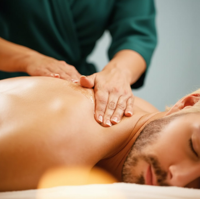 СПА процедура для мужчин Королевская честь в Москве