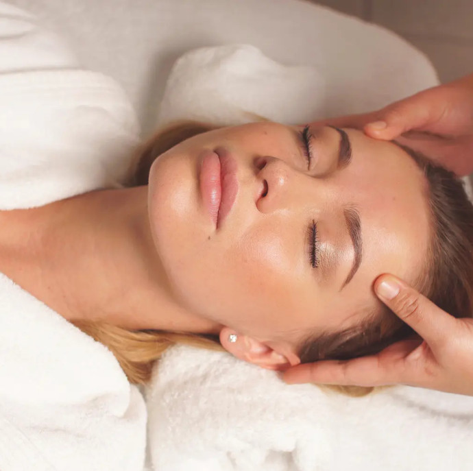 Массаж лица скульптурный в Москве