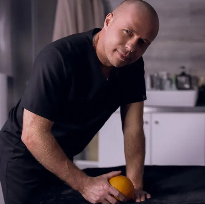 Классический общий оздоровительный расслабляющий массаж в Москве