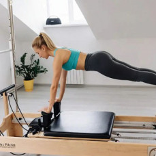 Сплит тренировка по пилатесу в Москве