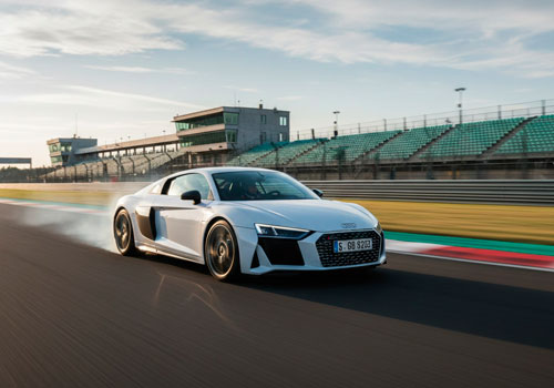 Заезд на Audi R8 в Москве