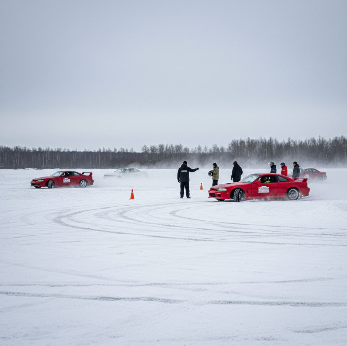 Зимний дрифт на авто в Москве