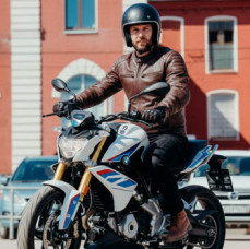 Обучение в мотошколе в Москве