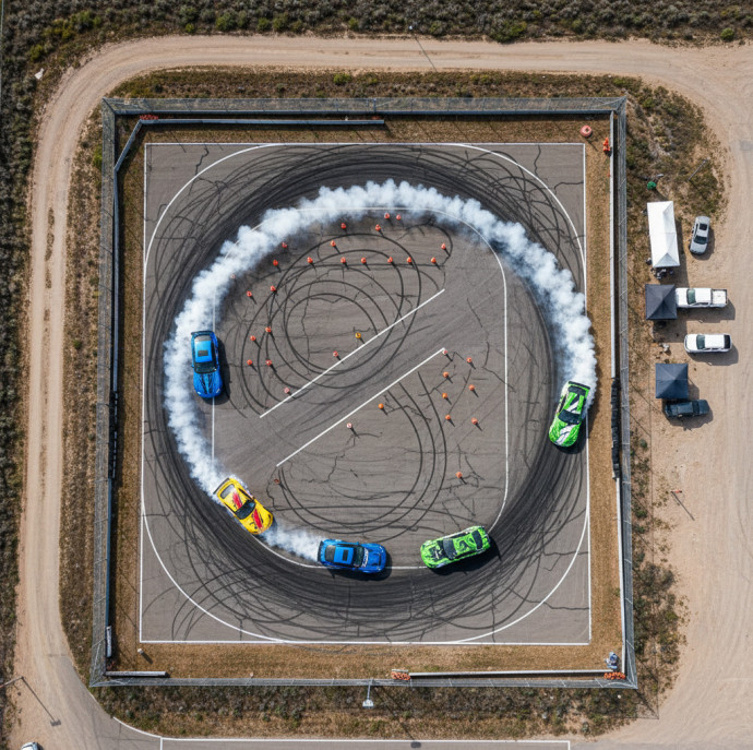 Обучение дрифту на подготовленных автомобилях в Москве