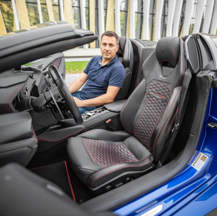 Аренда автомобиля Lamborghini Huracan в Москве
