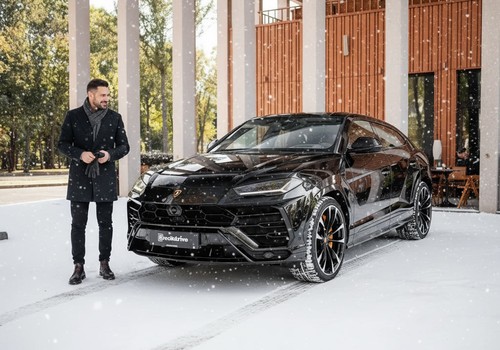 Аренда автомобиля Lamborghini Urus в Москве