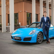 Аренда автомобиля Porsche 911 Targa 4 в Москве