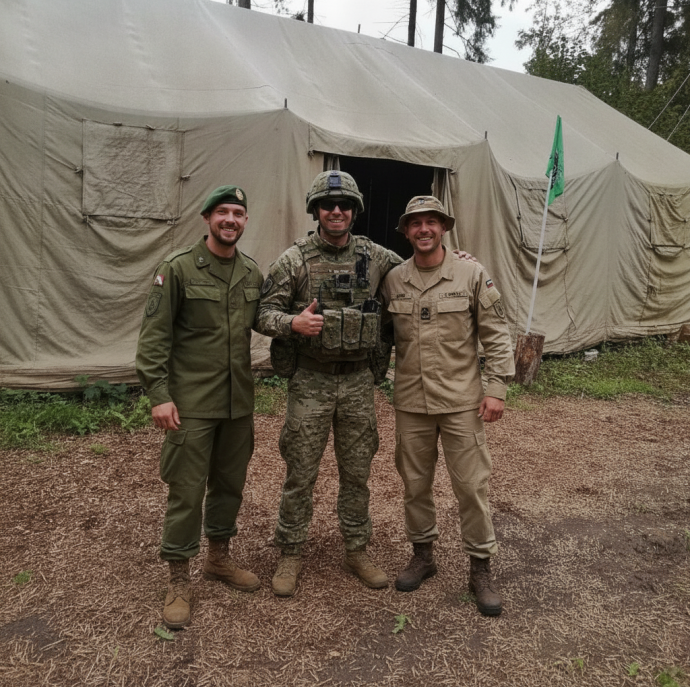 Катание на военных машинах БРДМ-2 или БТР-80 в Москве