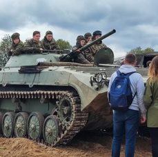 Катание на военных машинах БРДМ-2 или БТР-80 в Москве