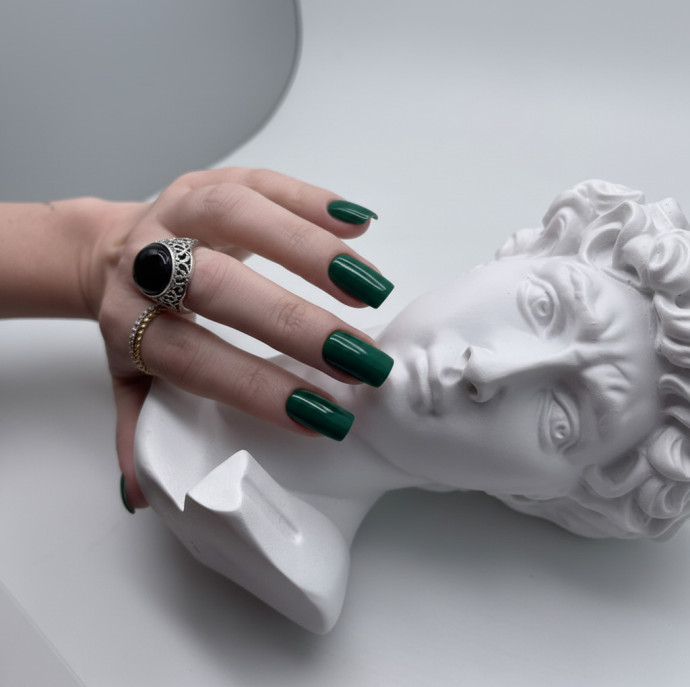 Маникюр в Санкт-Петербурге