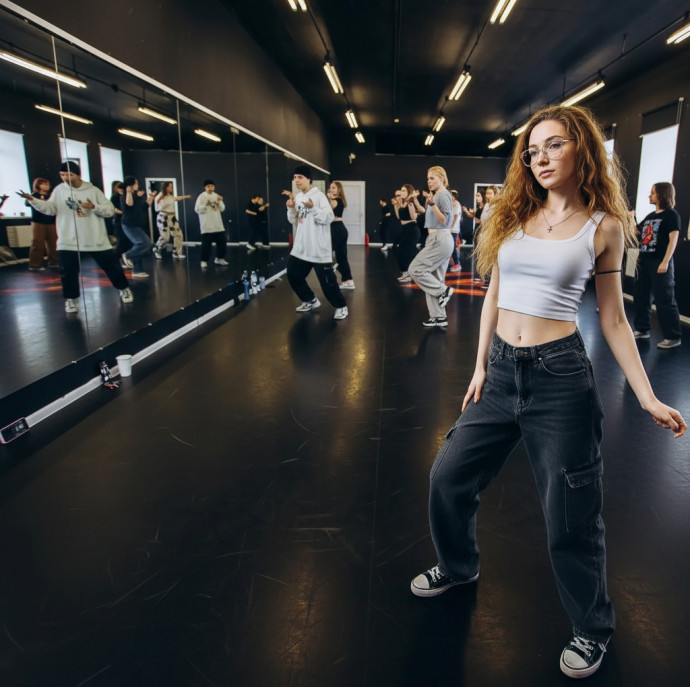 Занятия по танцевальному стилю K POP в Санкт-Петербурге