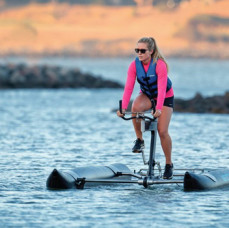 Прогулка на WATERBIKE в Санкт-Петербурге