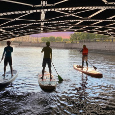Прогулка на Sup-серфе вдоль Спаса на Крови в Санкт-Петербурге