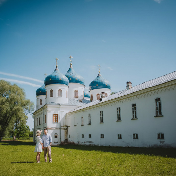 Тур Великий Новгород Псков Изборск Печоры и 3 крепости в Санкт-Петербурге